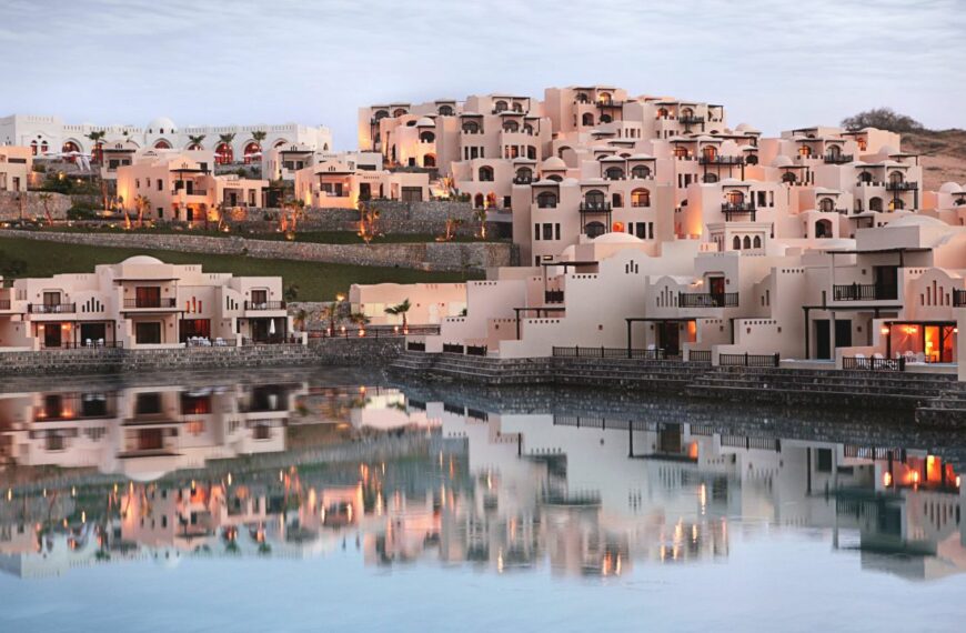 The Cove Rotana Resort – Ras Al Khaimah ~ DZ/HP ~ 2024